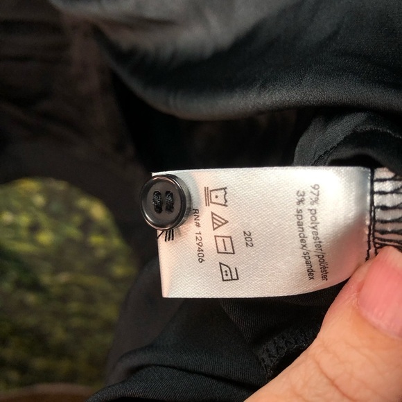 VENUS Black Button-Up Blouse - Picture 14 of 15